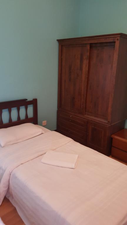 Homestay Marina Court Resort โกตาคินาบาลู ภายนอก รูปภาพ